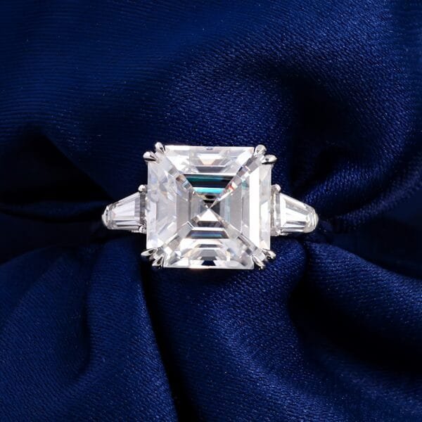 18K white gold princess-cut 4.5carat moissanite Diamond Ring - Image 2
