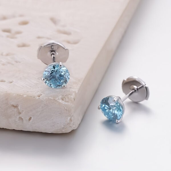 2.0 Carat Blue Diamond Stud Earring - Image 4