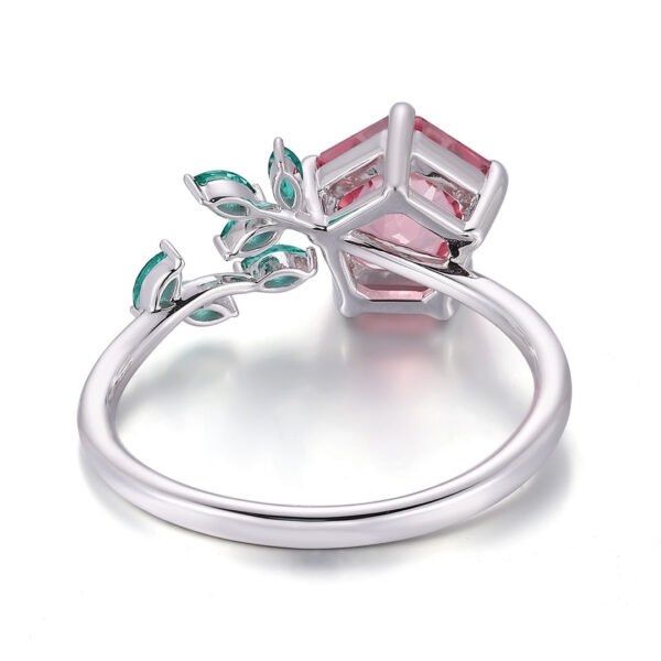 Luxury Five-pointed Star Gemstone Ring - Image 5