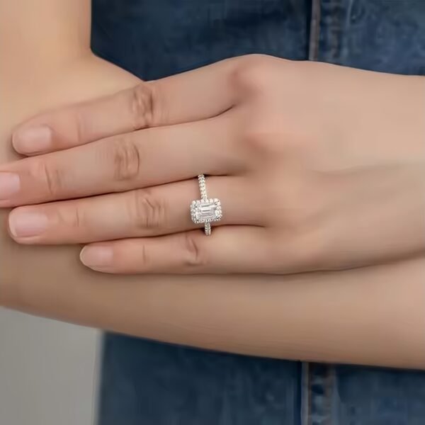 1.0ct Baguette Moissanite Engagement Ring - Image 6
