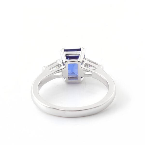 3.5 carat royal Sapphire Ring - Image 3