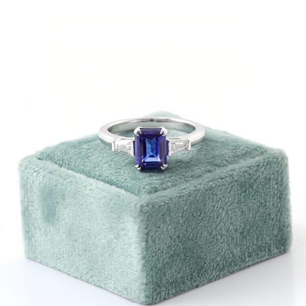 3.5 carat royal Sapphire Ring - Image 7