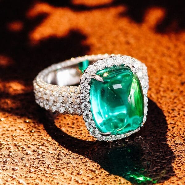 18K White Gold Emerald Diamond Ring - Image 4