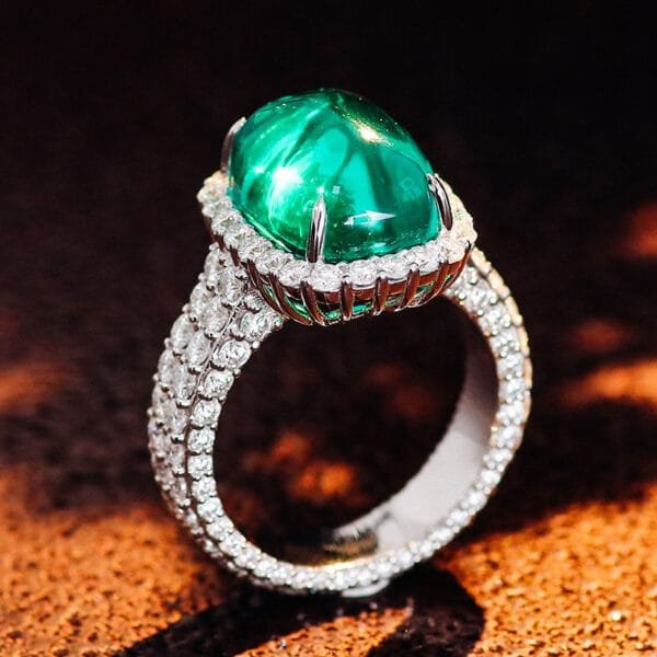 18K White Gold Emerald Diamond Ring - Image 5