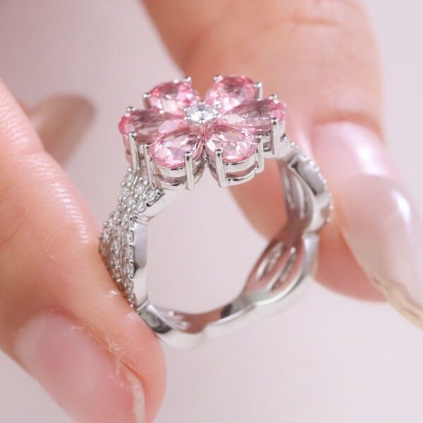 Luxury Pear-Shaped Petal Gemstone Ring - Image 2