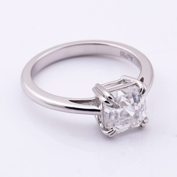 2.0 carat Moissanite Ring - Image 5