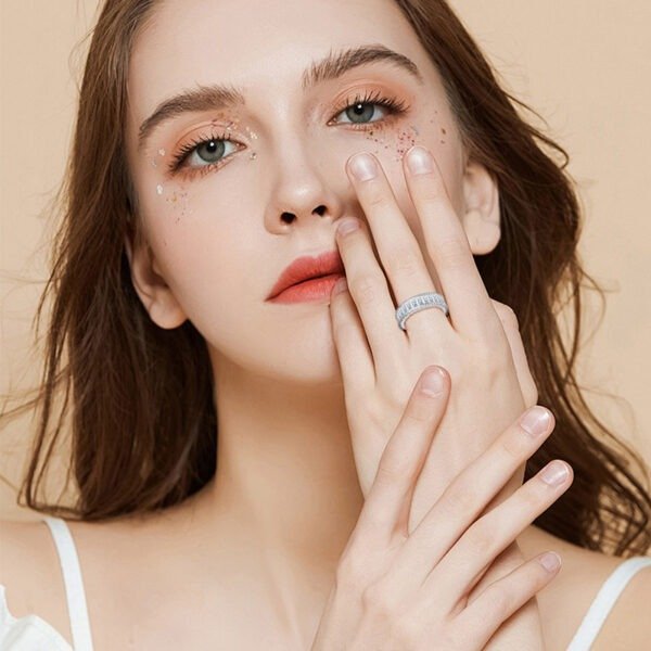 Light Luxury Full Diamond Eternal Wedding Ring - Image 6