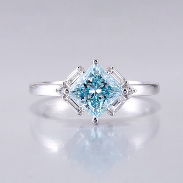 2.0 carat Princess cut aquamarine Engagement Ring