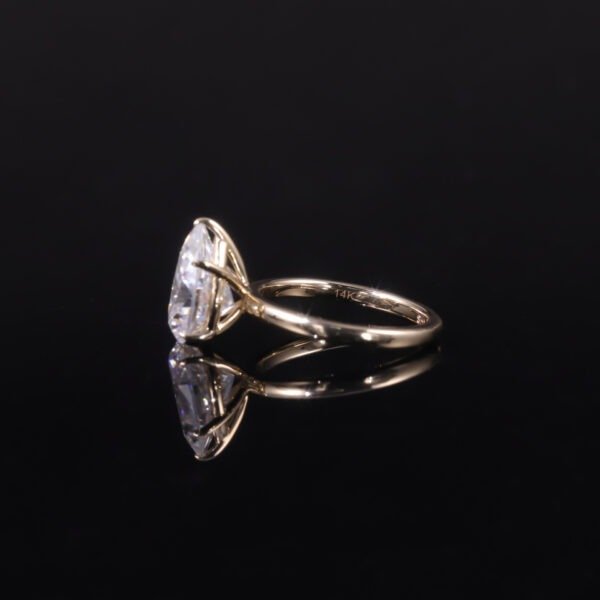 18K gold 4.0 carat pear-shaped Moissanite Ring - Image 6