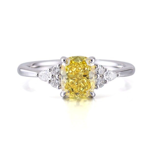 1.0 carat rectangular yellow diamond Ring