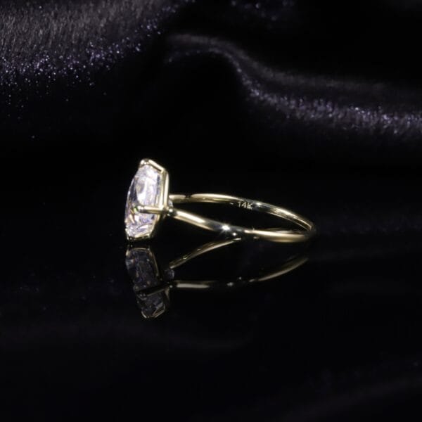 2 carat ice cut diamond Engagement Ring - Image 3