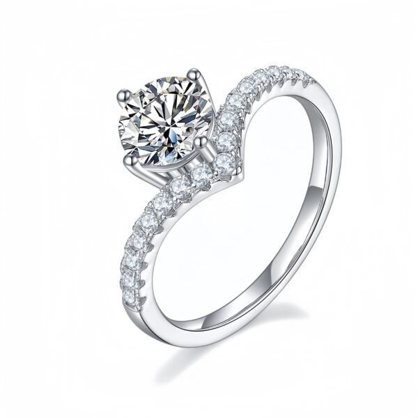 1.0c Moissanite V-shaped Design Engagement Ring - Image 4