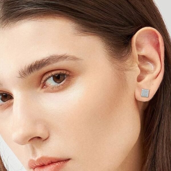 Luxury Square Moissanite Stud Earring - Image 8