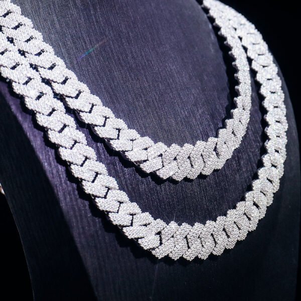 Miami Cuban Chain Hip Hop Necklace - Image 3