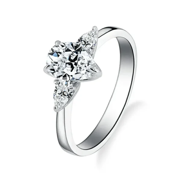 1.5ct Elegant Pear Three-Stone Moissanite Engagement Ring