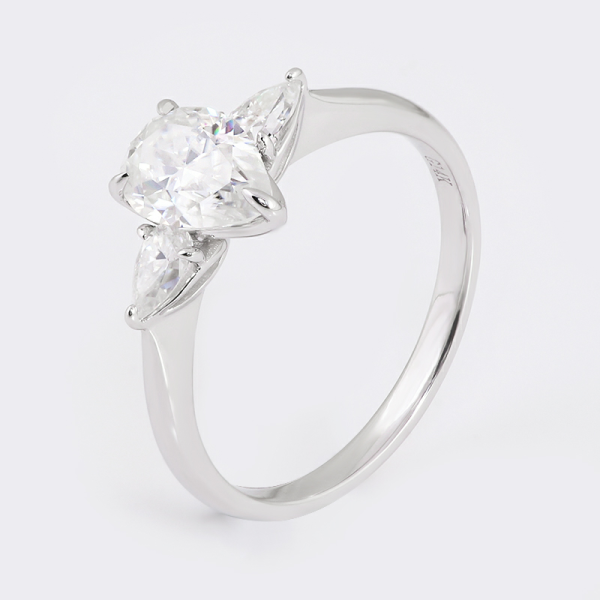 1.5ct Elegant Pear Three-Stone Moissanite Engagement Ring - Image 6