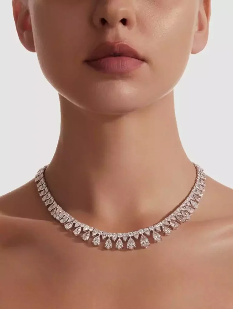 necklace 768x1019 1