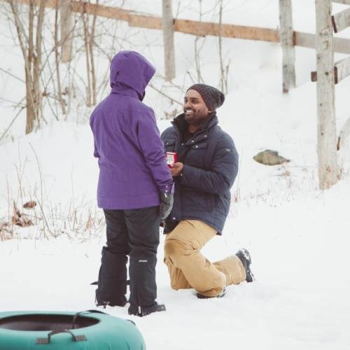 101112018050244-danny-and-kate-proposal-in-the-snow
