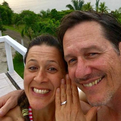 102052019053617-richard-nicolette-marriage-proposal-costa-rica