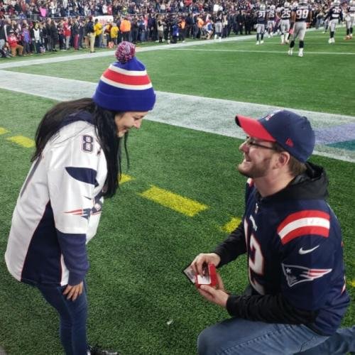 102122018102741-new-england-patriots-proposal-garry-and-linsey