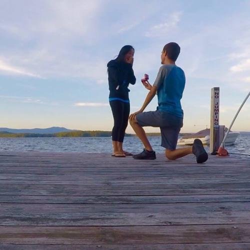 103102018044610-marriage-proposal-on-a-dock