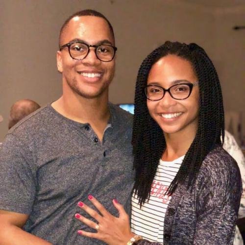 104112018050657-carl-brittany-proposal-3