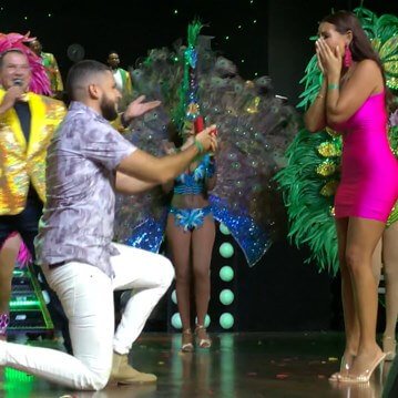 104112018075022-robert-and-natalie-proposal-show