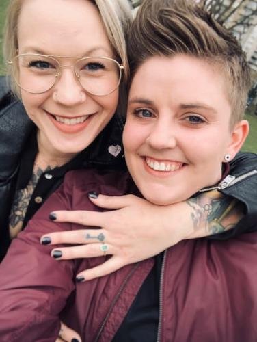 18042019091336-abby-trish-engagement-photo